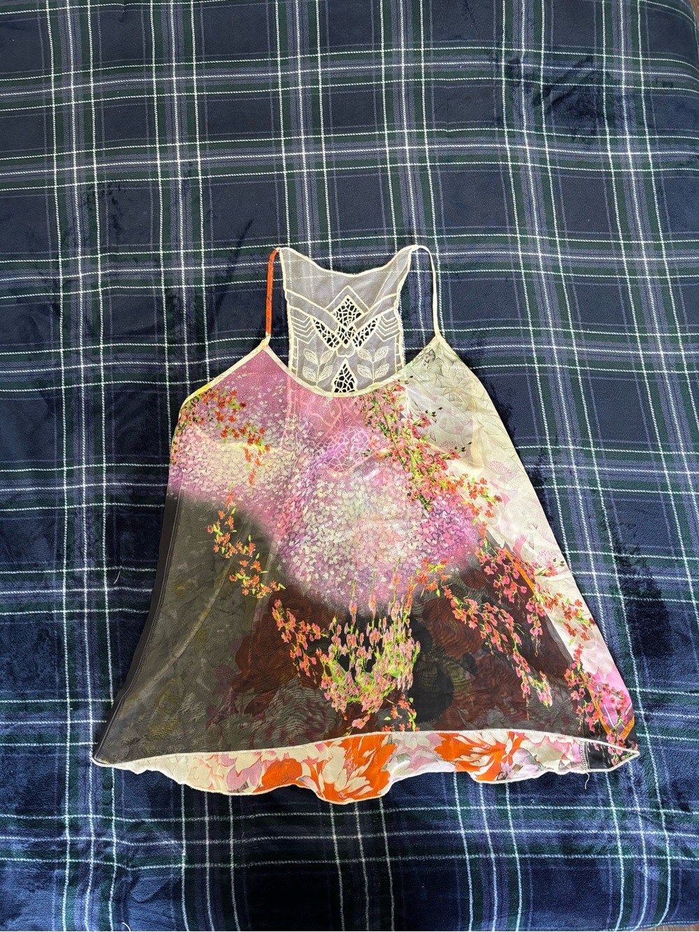 Y2K 2000s day trip Flowy Floral mesh tank top with lace back